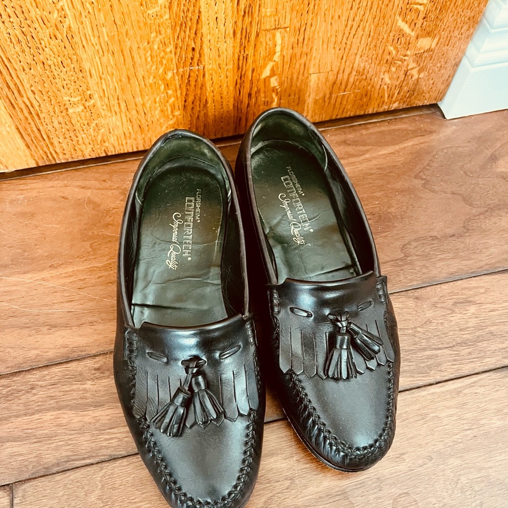 Vintage Florsheim Leather Tassel Loafers - Black